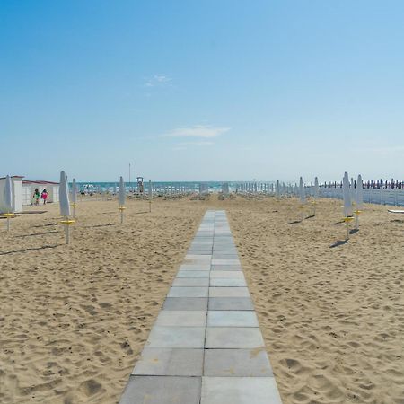 Hotel Sole Sottomarina Εξωτερικό φωτογραφία