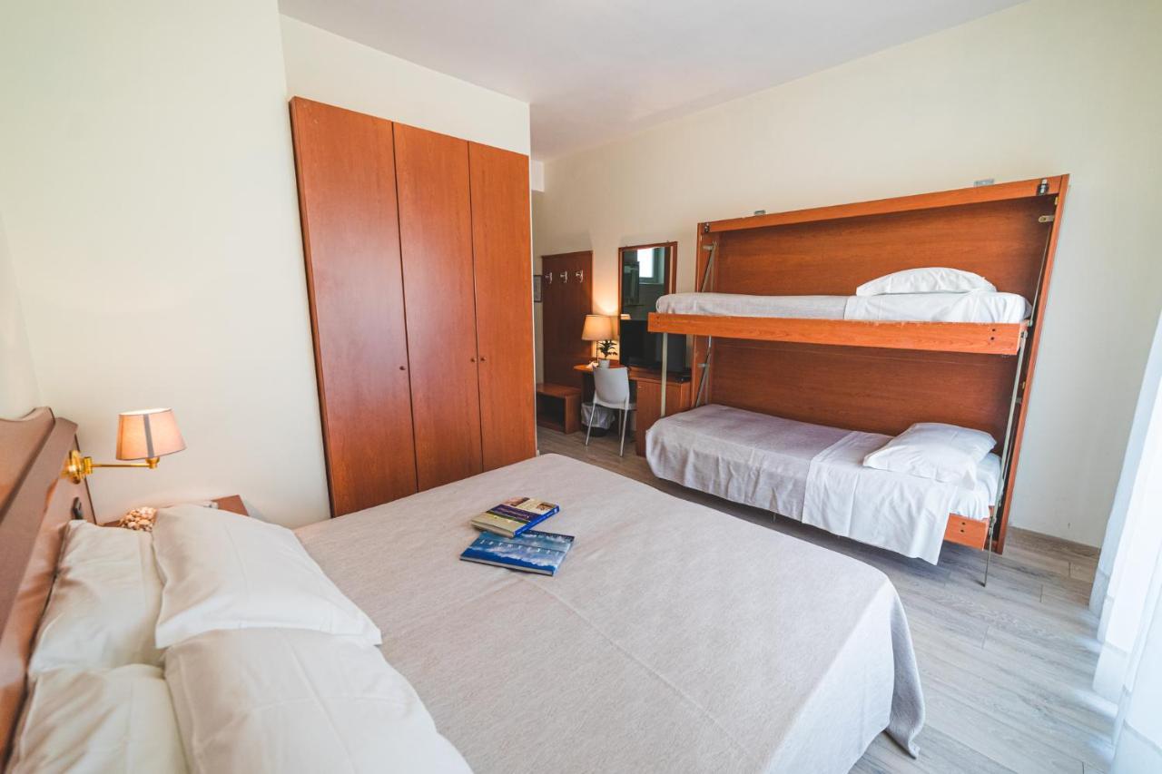 Hotel Sole Sottomarina Εξωτερικό φωτογραφία