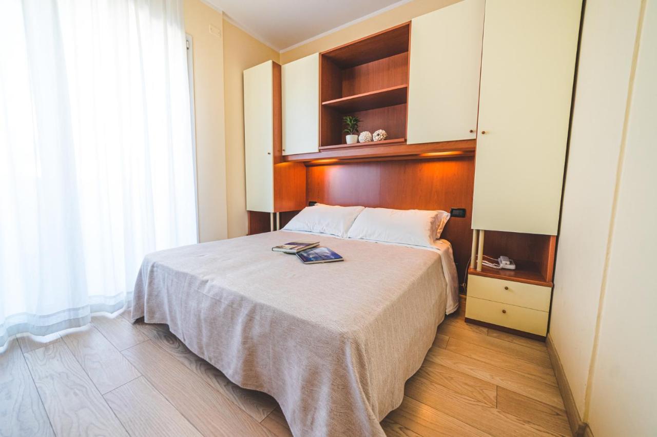 Hotel Sole Sottomarina Εξωτερικό φωτογραφία