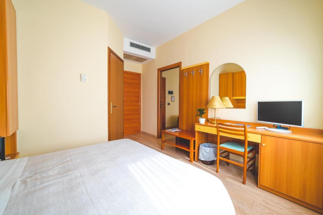 Hotel Sole Sottomarina Εξωτερικό φωτογραφία