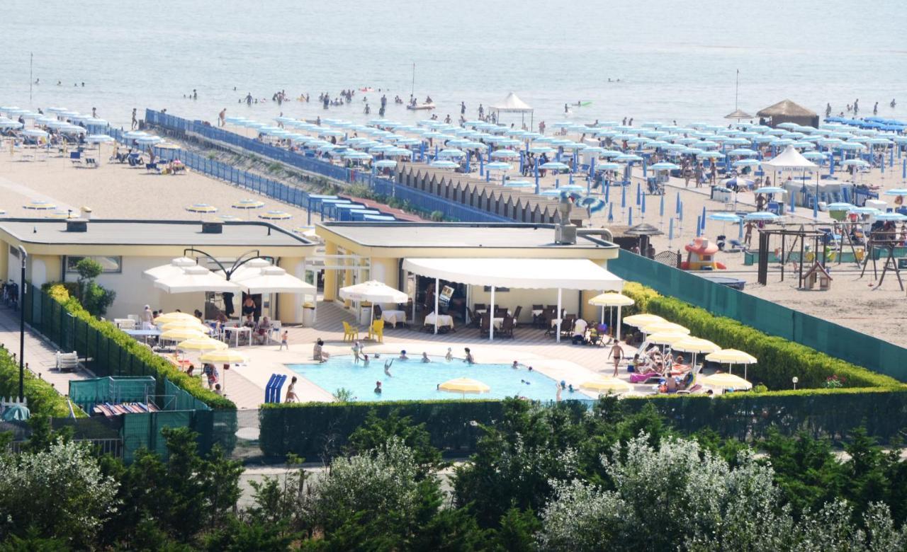 Hotel Sole Sottomarina Εξωτερικό φωτογραφία